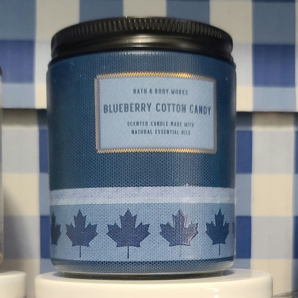 Bath and body works candle